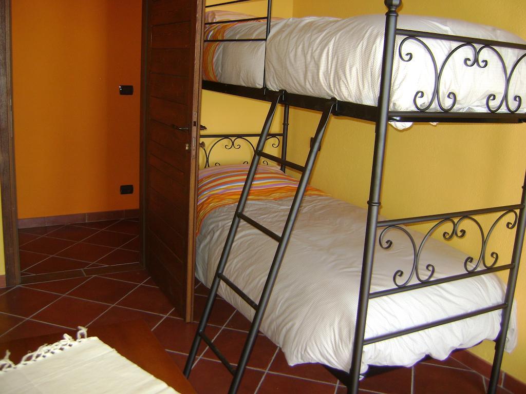 Agriturismo A Nostro Mizoun Ostana Стая снимка